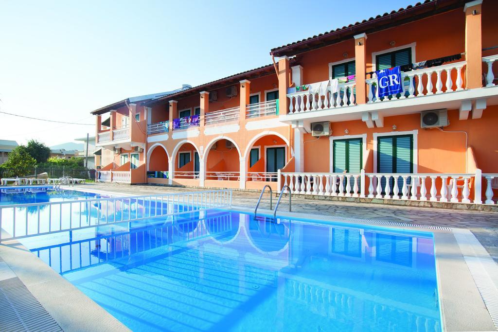 Valentinos Aparthotel 2*